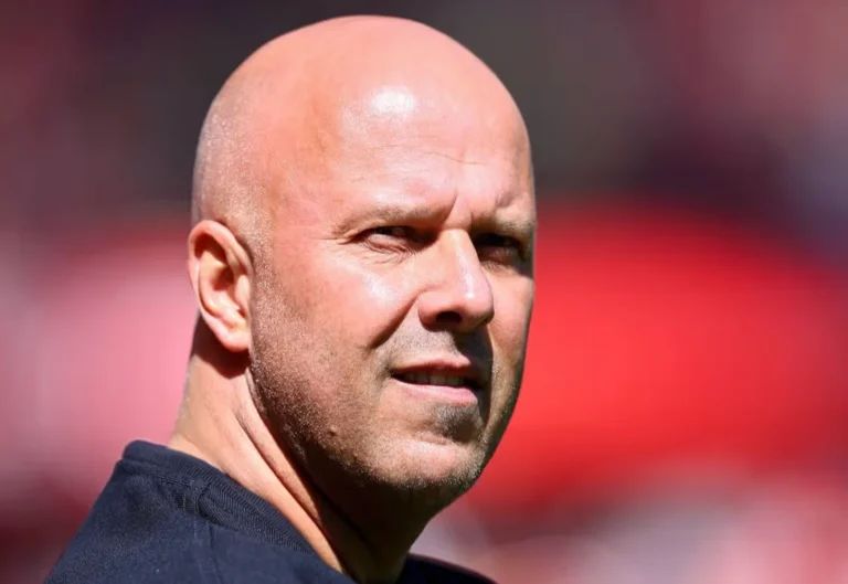 Arne Slot terkait kabar Liverpool usai juara Premier League
