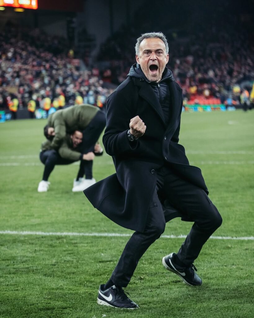 Luis Enrique saat membahas final Liga Champions PSG melawan Arsenal