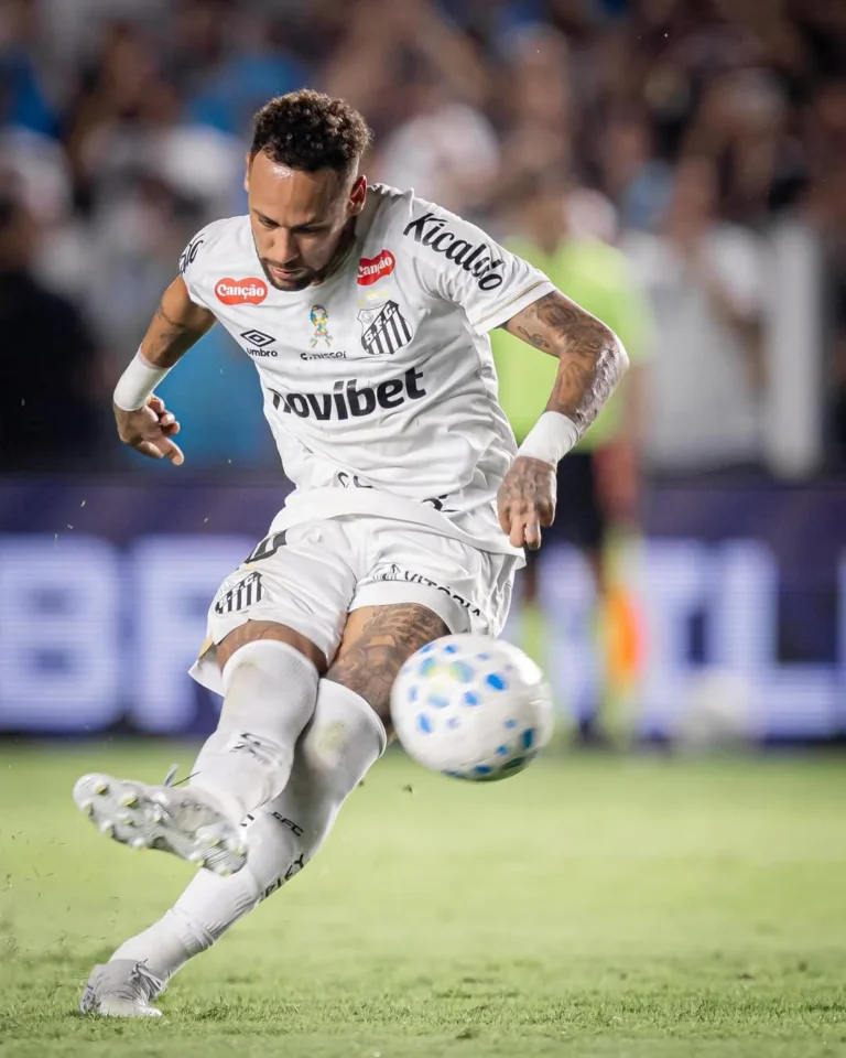 Neymar tetap masuk skuad Brasil meski cedera betis belum pulih
