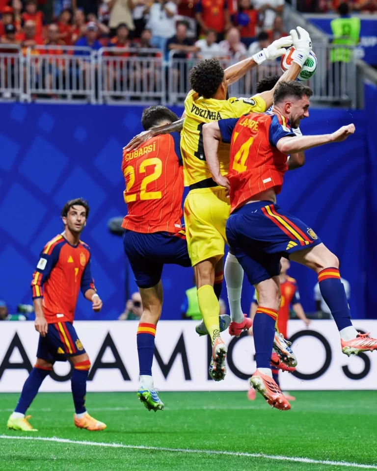 Suasana perayaan di Praia setelah Cape Verde menahan Spanyol 0-0